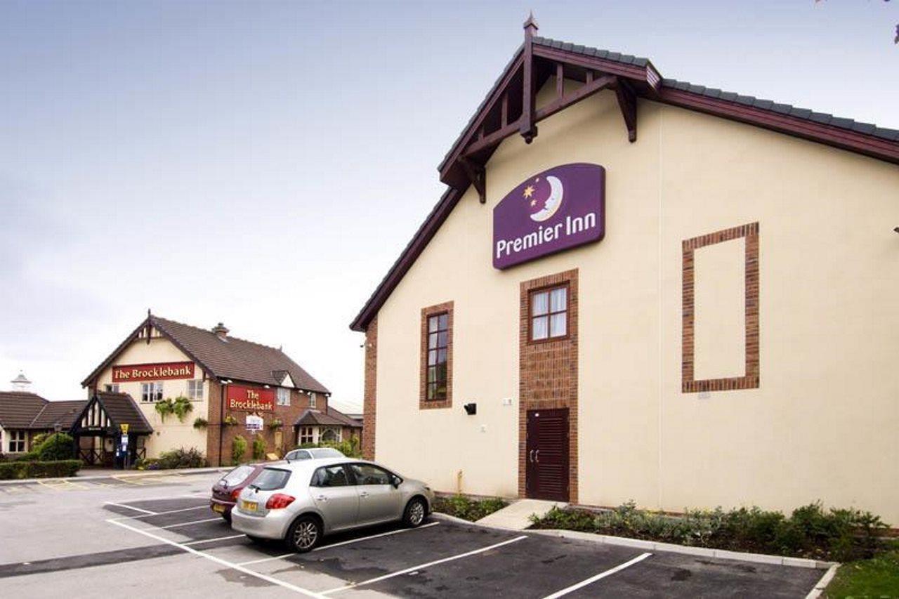 Premier Inn Crewe Central Εξωτερικό φωτογραφία