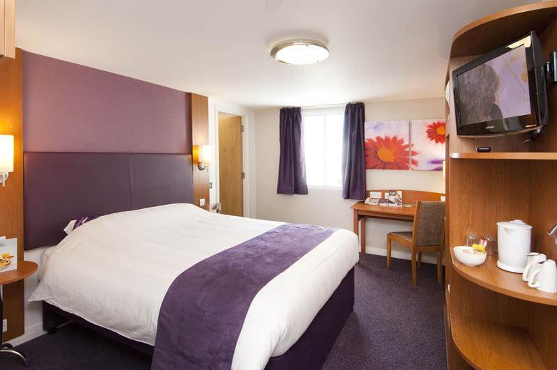 Premier Inn Crewe Central Εξωτερικό φωτογραφία